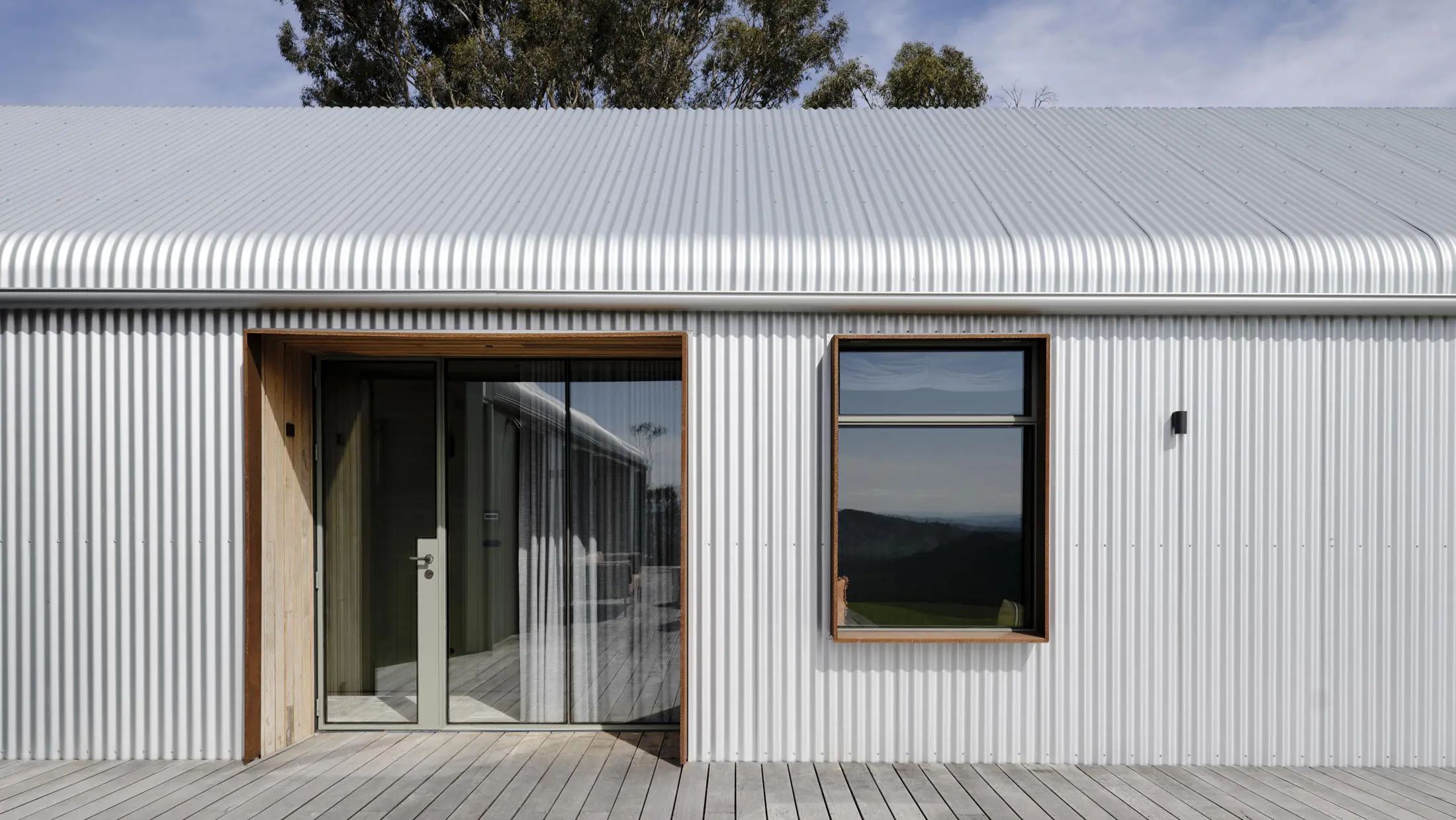 Metro-Steel-Windows-Strath-Creek-Farmhouse-2403