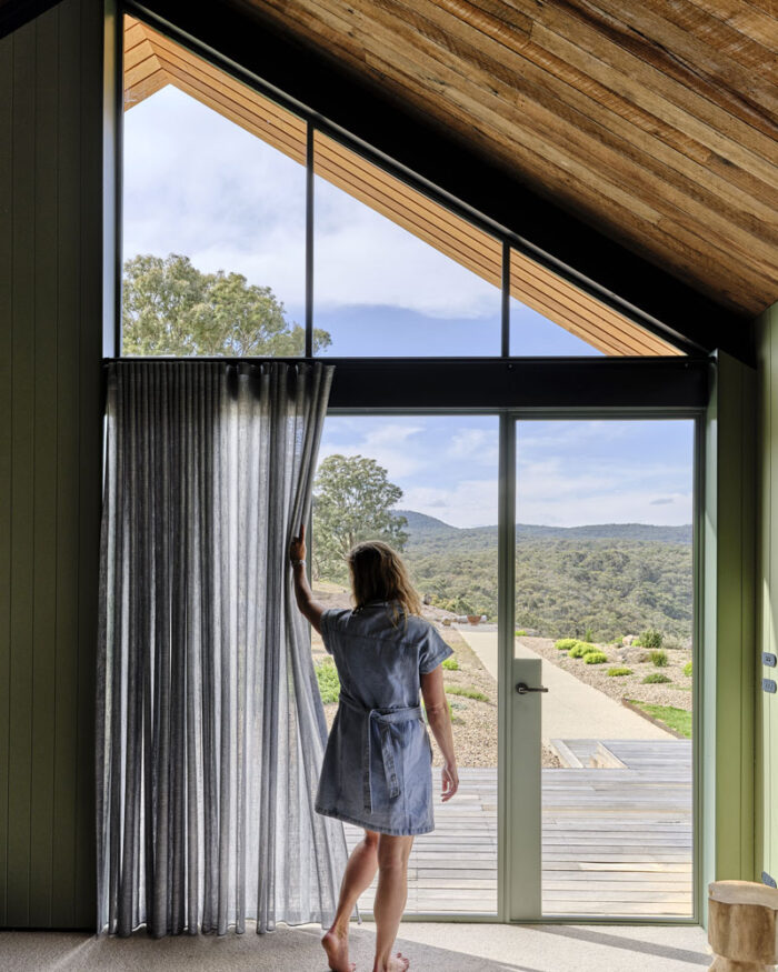 Fixed steel windows. - Image 7