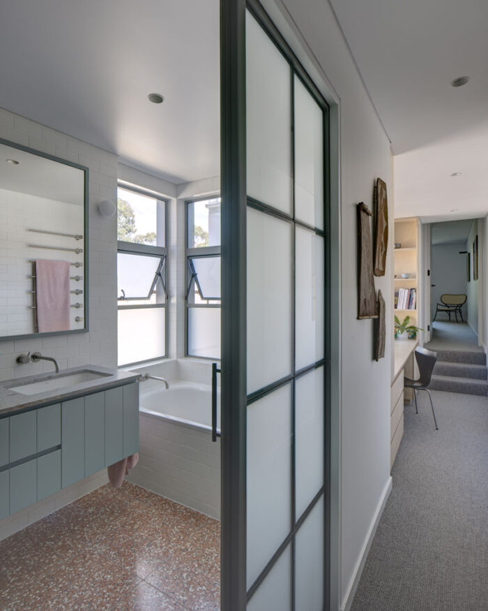 Sliding steel doors. - Image 5