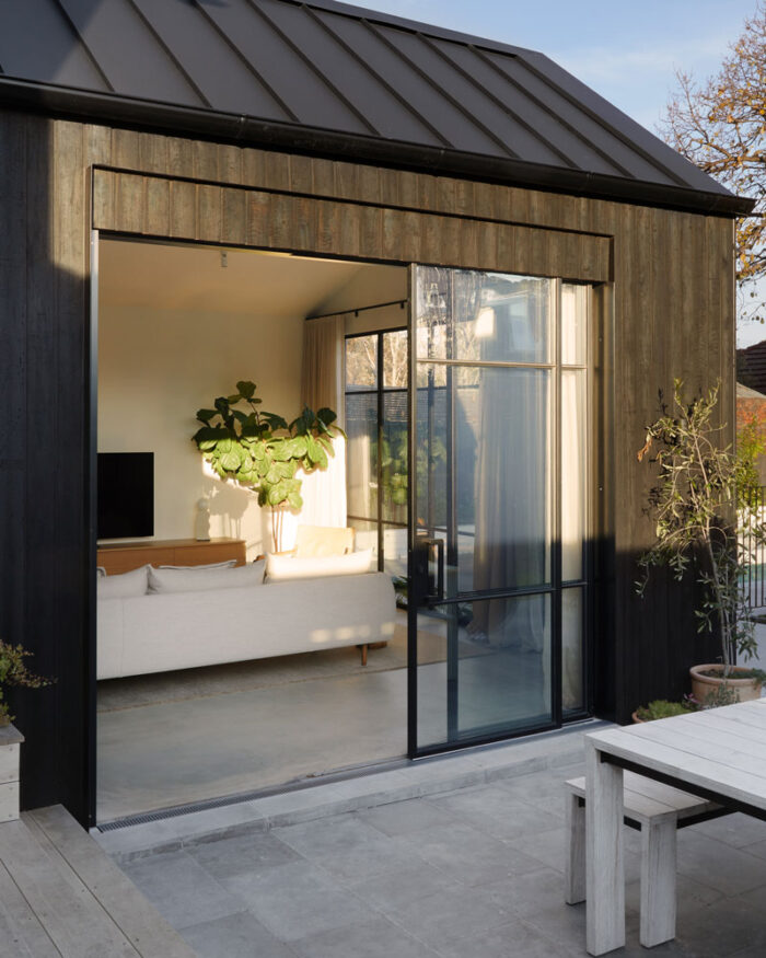 Sliding steel doors. - Image 4