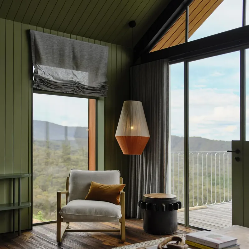 M40 steel glazing frames the High Country landscape at Strath Creek Farm House.